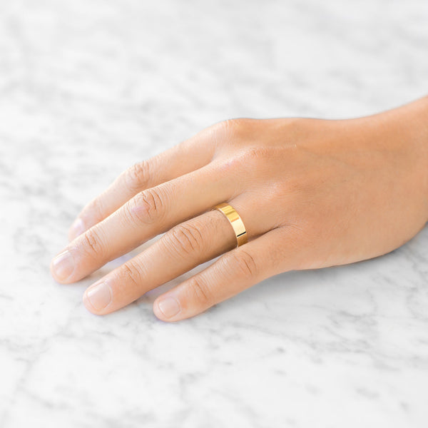 Flat Polished Band in 14k Yellow Gold (5mm)