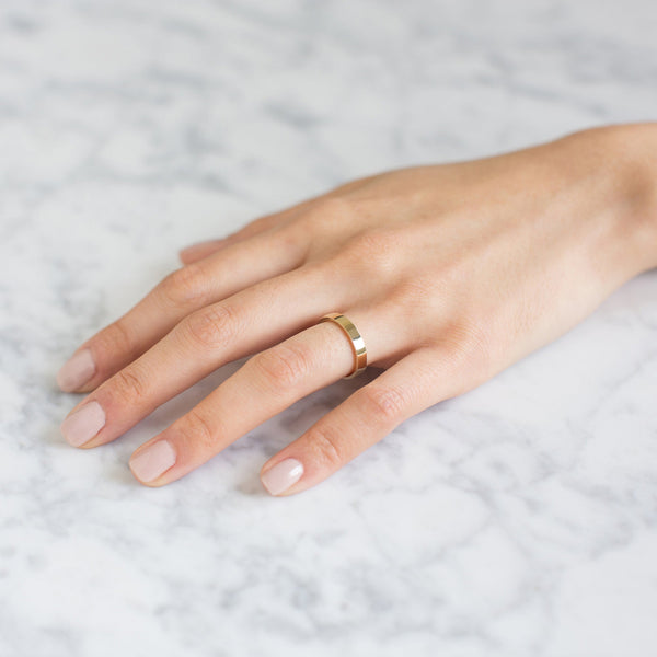 Low Dome Polished Band in 14k Yellow Gold (3mm)