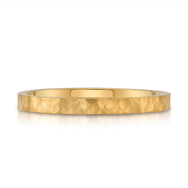 Flat Hammered Satin Band in 14k Yellow Gold (2mm)